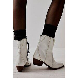 NEW Free People New Frontier Cowboy Boots Zip White Patent Womens 7 Western Boho